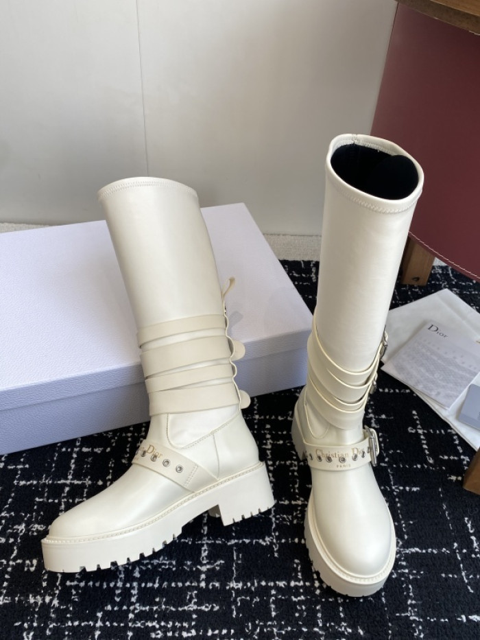 D10R boot