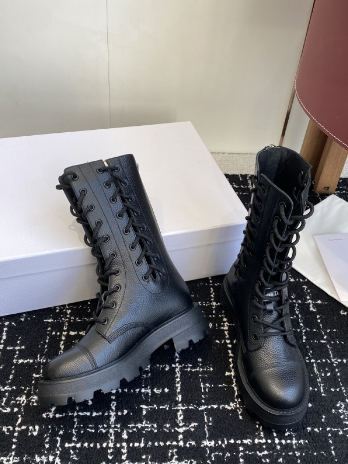 D10R boot