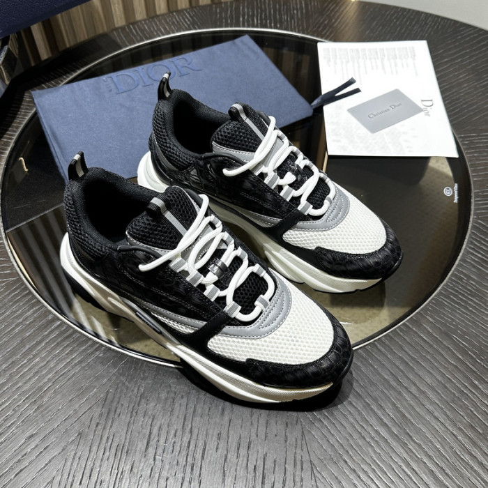 D10R SNEAKER