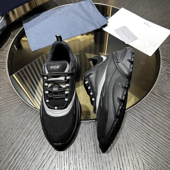 D10R SNEAKER