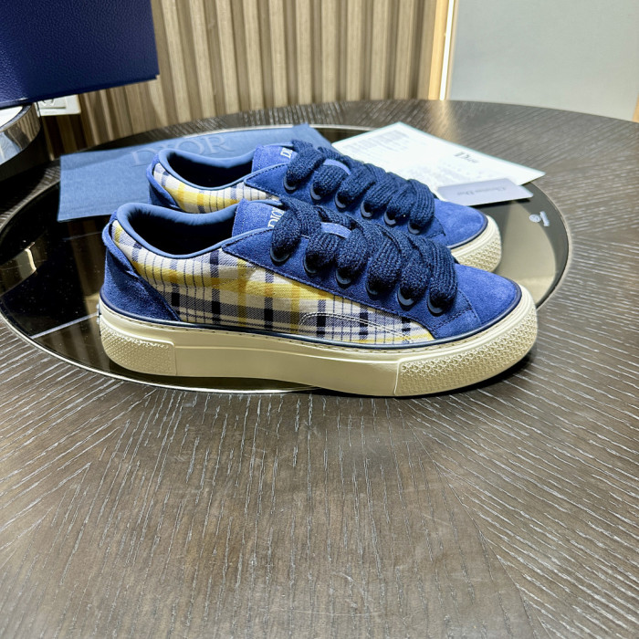 D10R SNEAKER