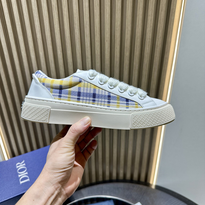 D10R SNEAKER