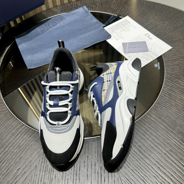 D10R SNEAKER
