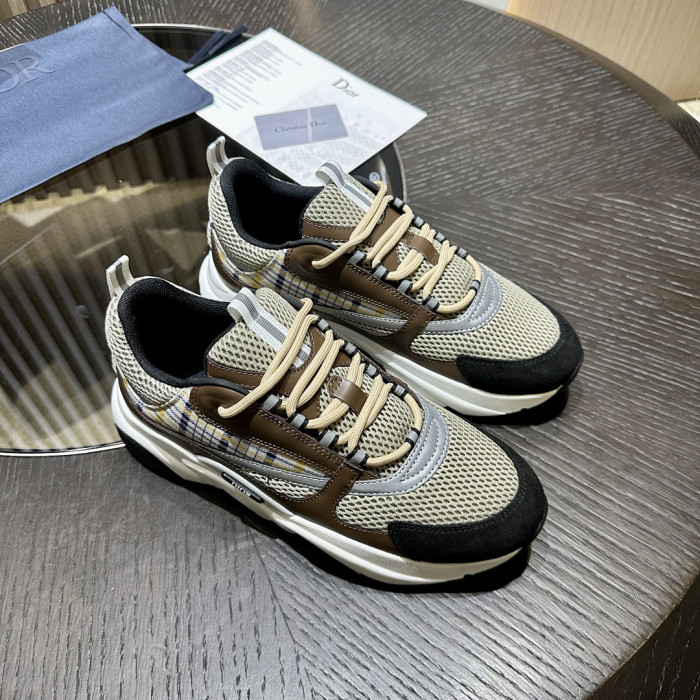 D10R SNEAKER