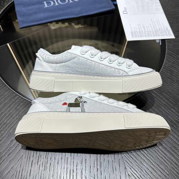 D10R SNEAKER