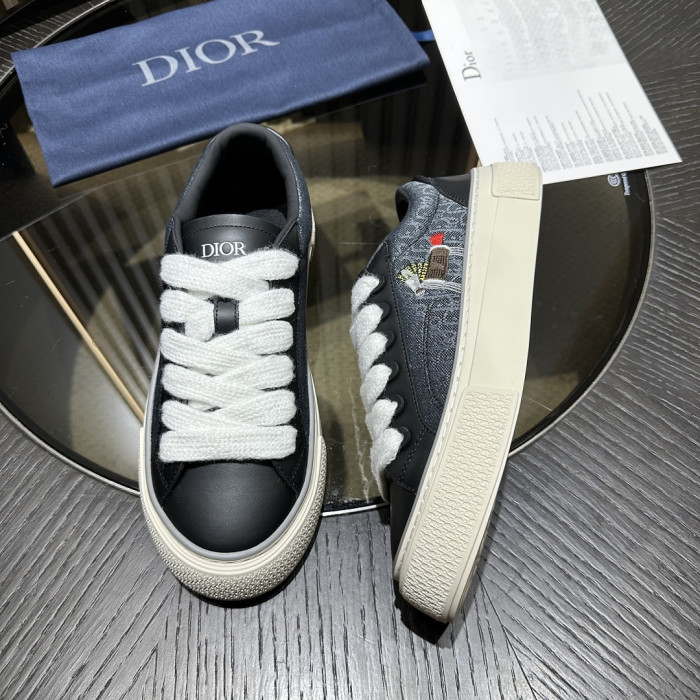 D10R SNEAKER