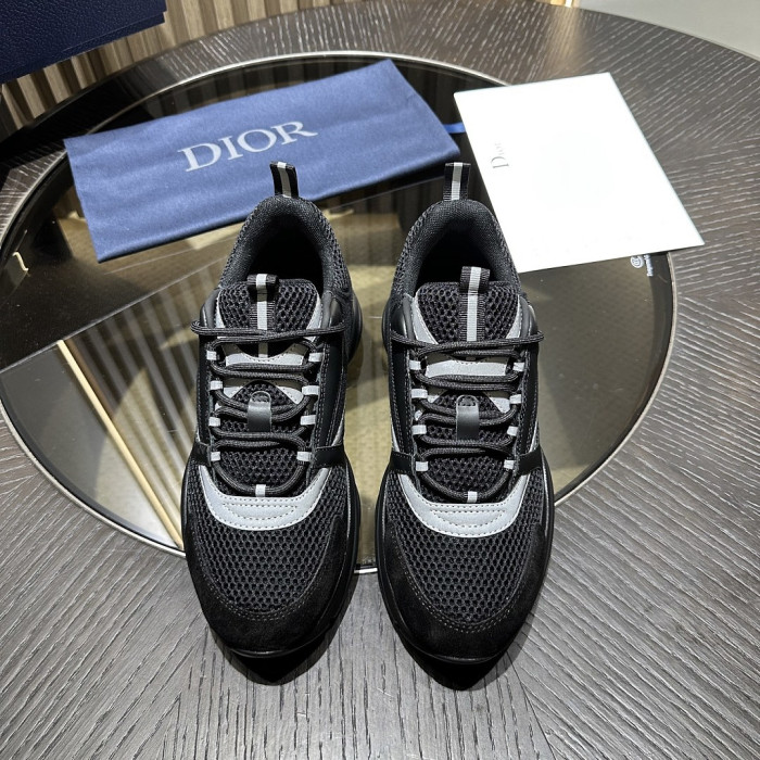 D10R SNEAKER