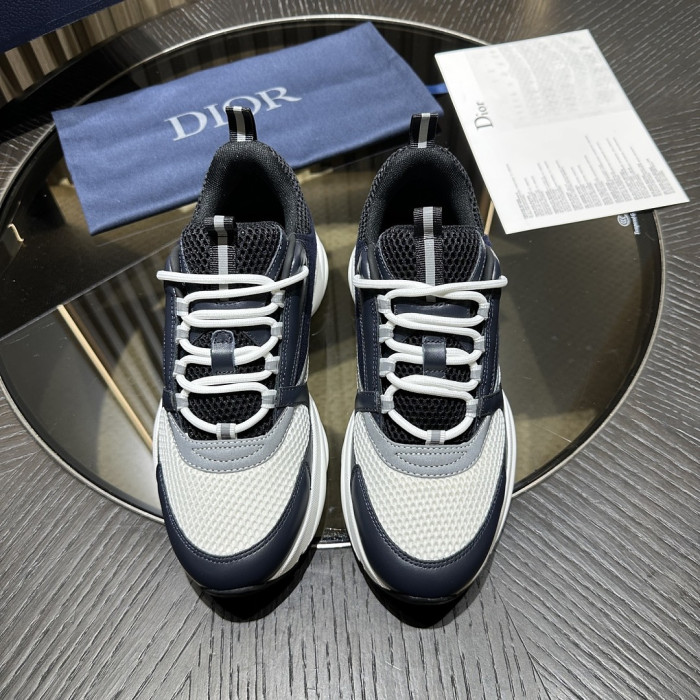 D10R SNEAKER