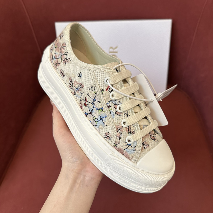 D10R SNEAKER