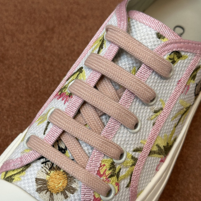 D10R SNEAKER