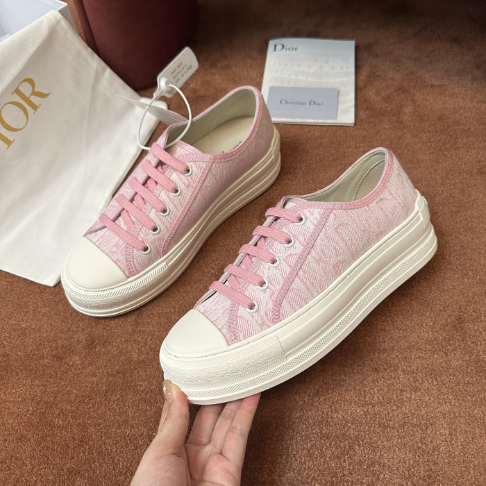 D10R SNEAKER