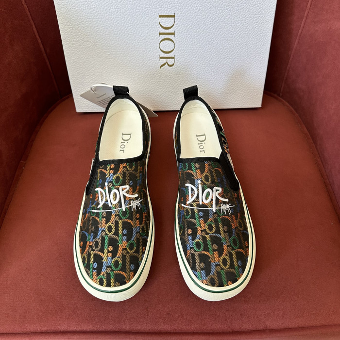 D10R SNEAKER