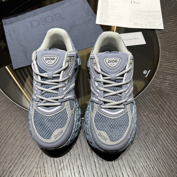 D10R SNEAKER