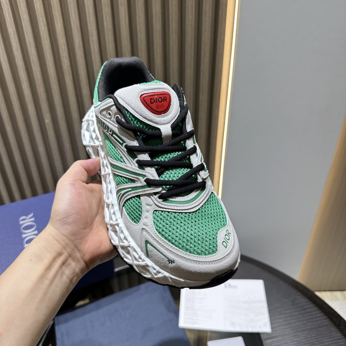 D10R SNEAKER