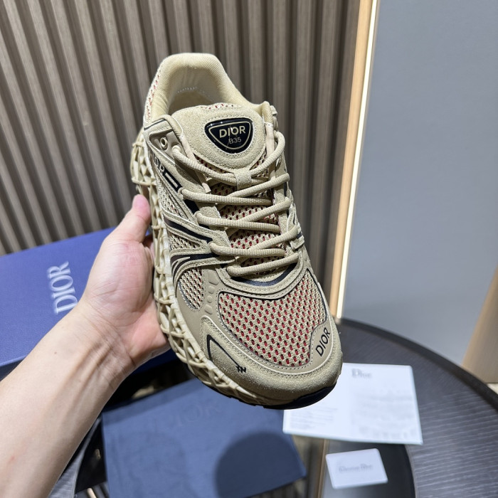 D10R SNEAKER