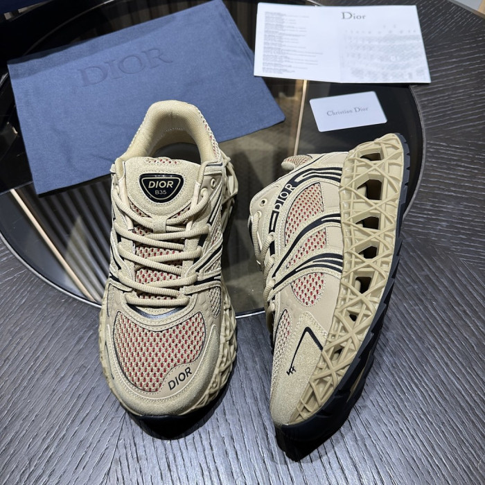 D10R SNEAKER