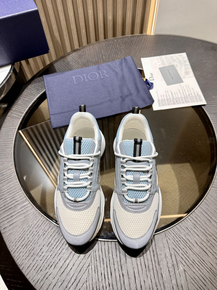 D10R SNEAKER