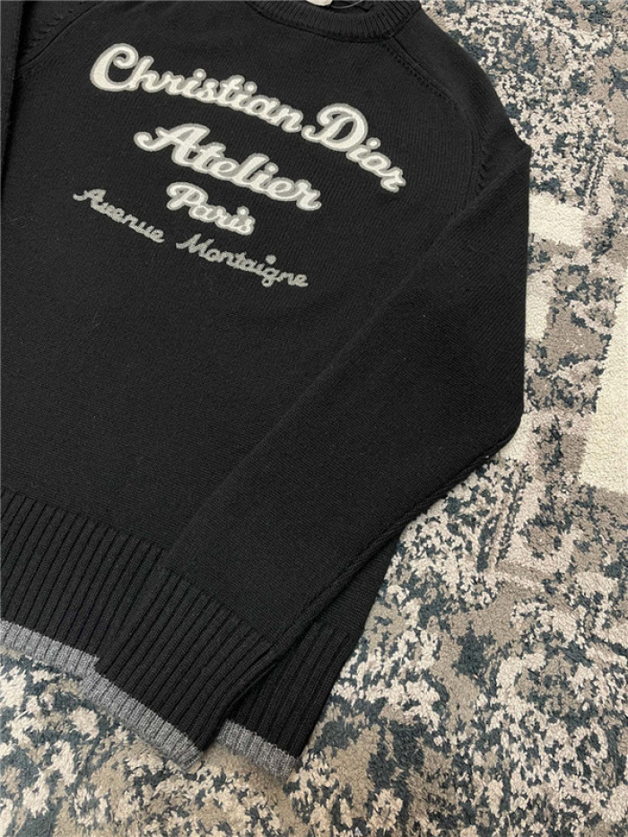D10R clothing