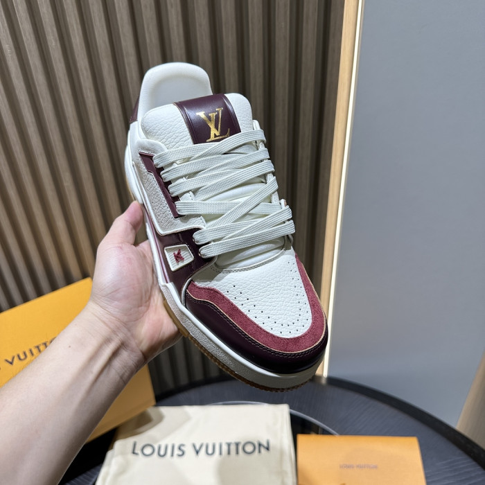 L0VT SNEAKER