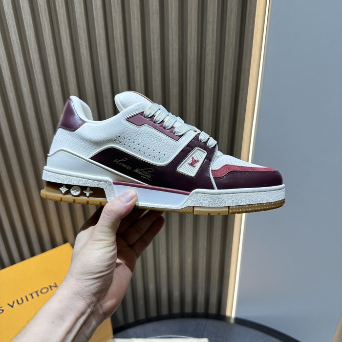 L0VT SNEAKER