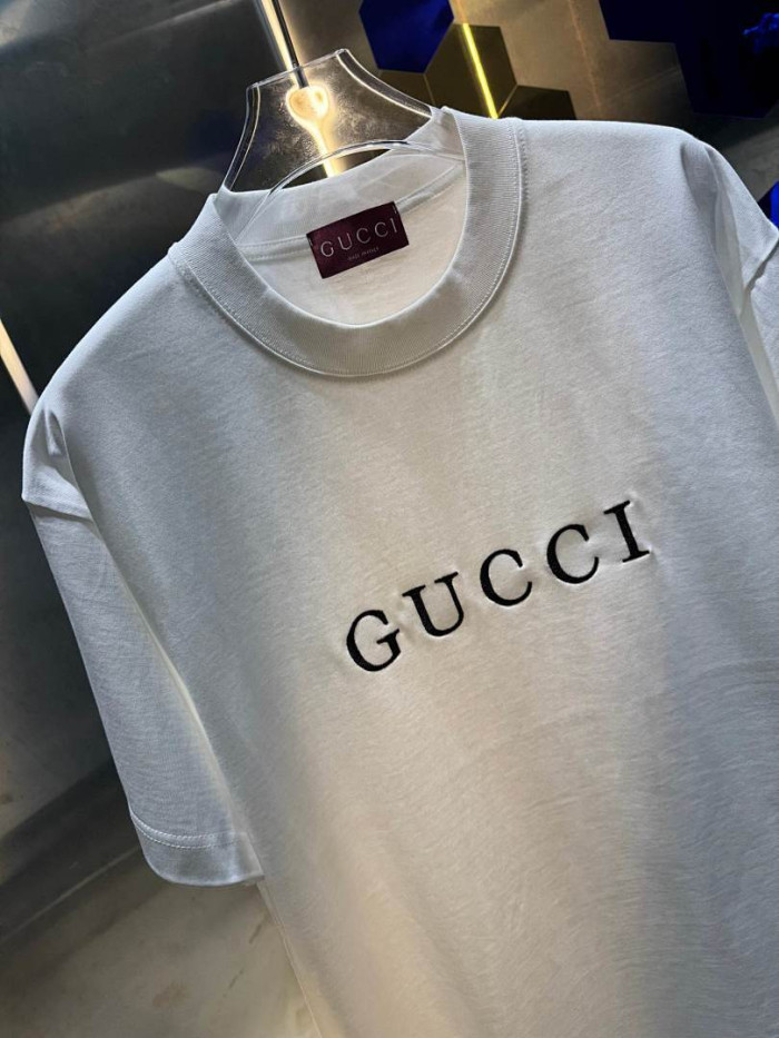 GU1 CLOTHING