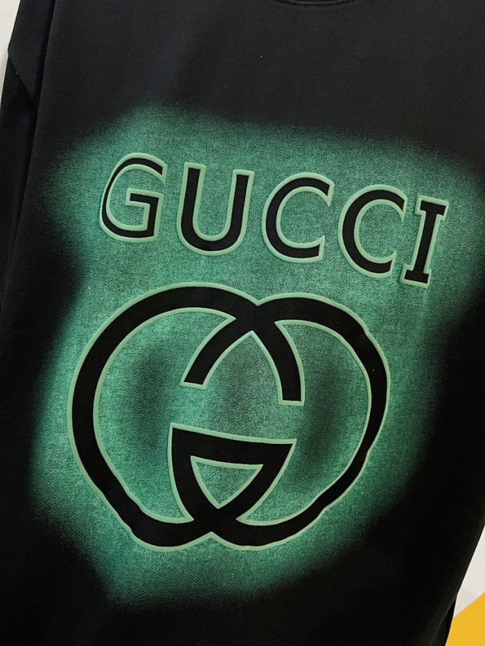GU1 CLOTHING
