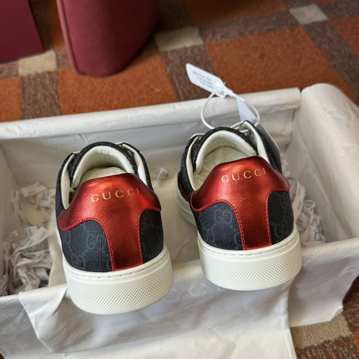 GUI SNEAKER
