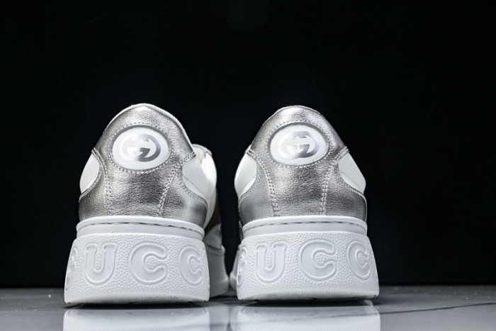 GUI SNEAKER