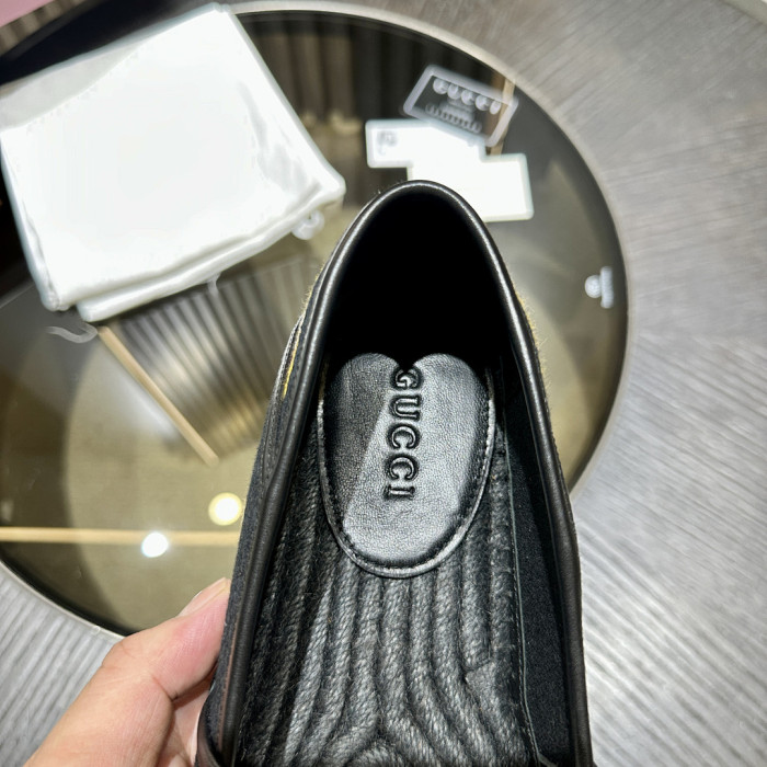 GUI SNEAKER
