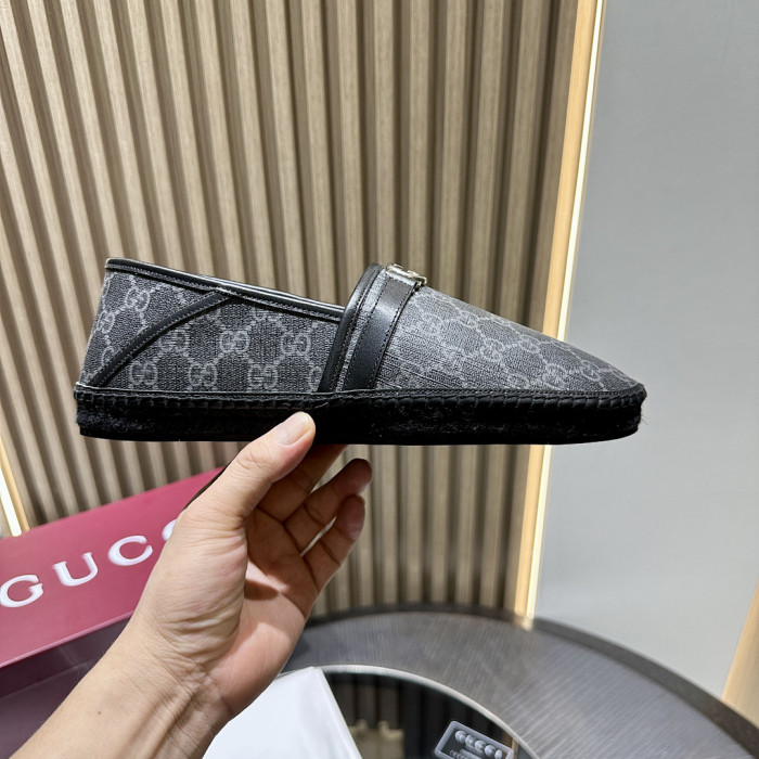 GUI SNEAKER