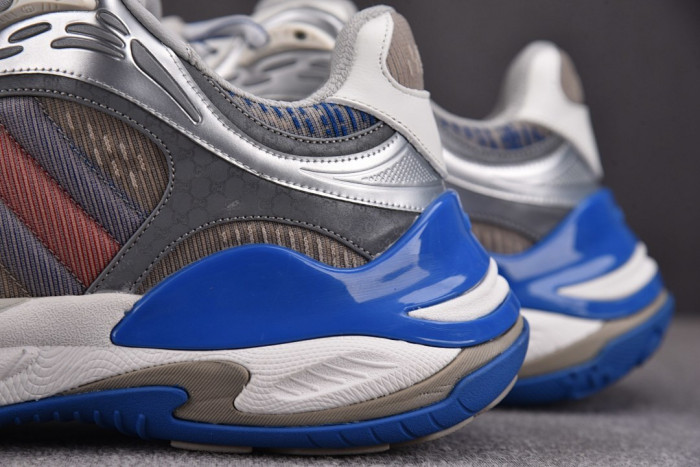 GUI SNEAKER