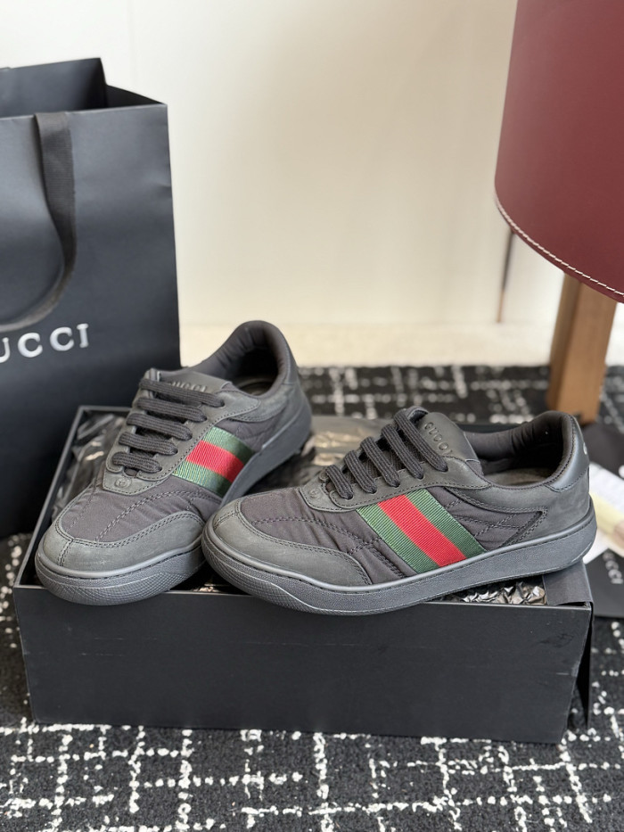 GUI SNEAKER