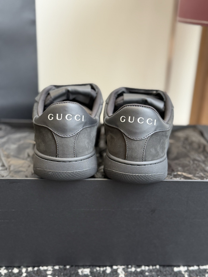 GUI SNEAKER