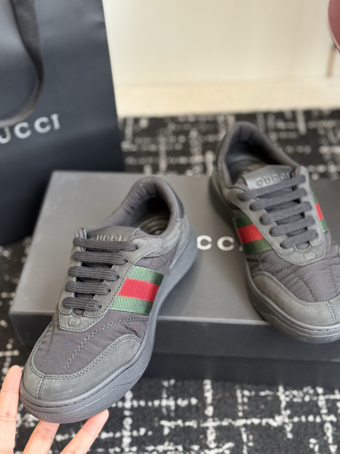 GUI SNEAKER