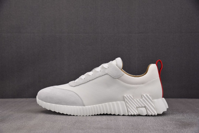 hms SNEAKER