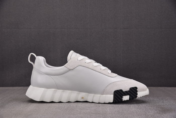 hms SNEAKER