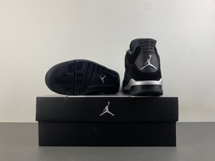 Air Jordan 4 Retro WMNS 