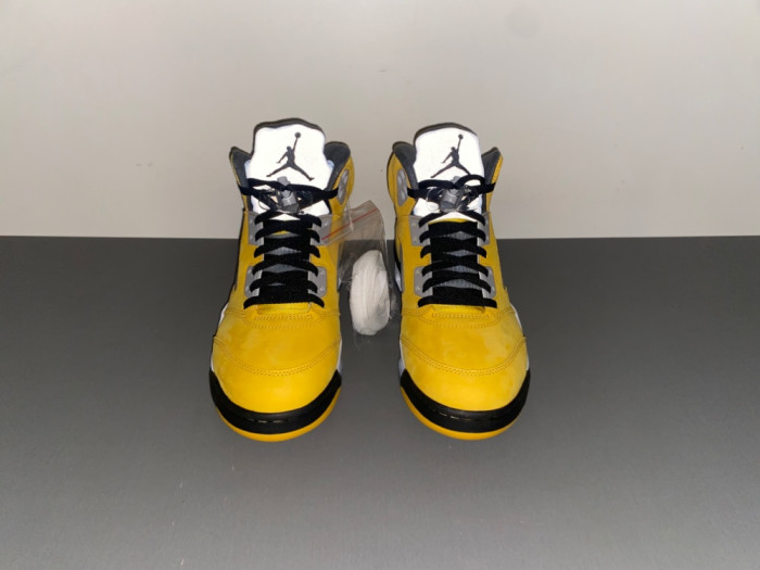 Air Jordan 5 Retro Tokyo T23 (2025)  IO3372-700