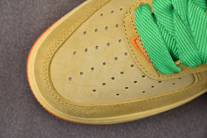 Nike Air Force 1 Low Ducks of a Feather University of Oregon Duck or Egg IU7612-700