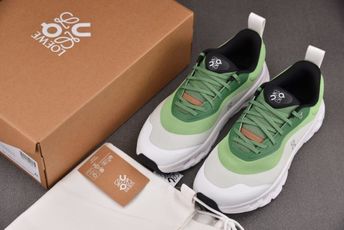 l01w1 SNEAKER