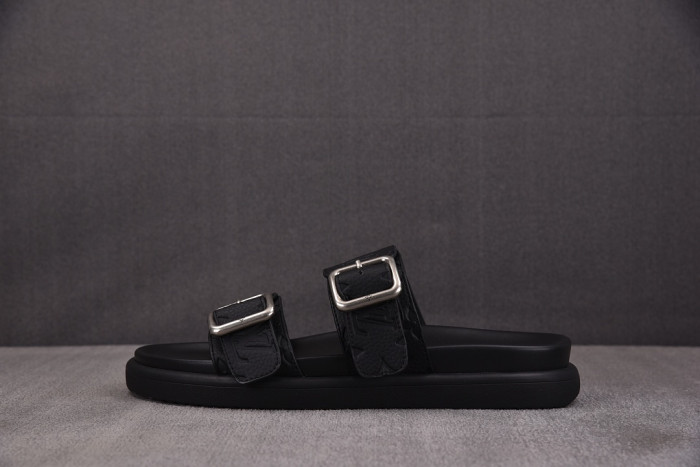 L0VT SANDAL