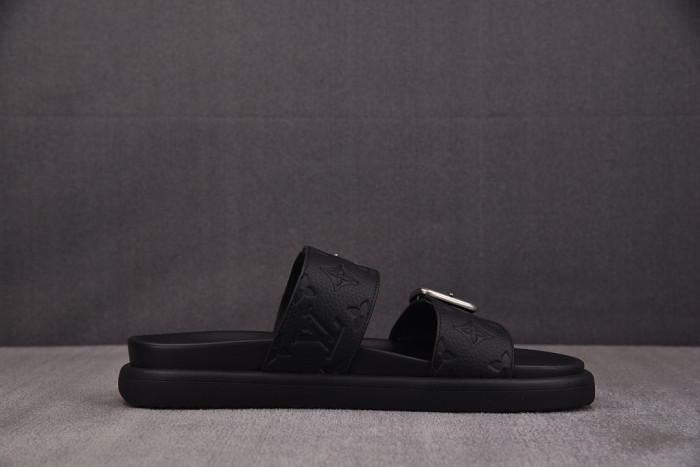 L0VT SANDAL