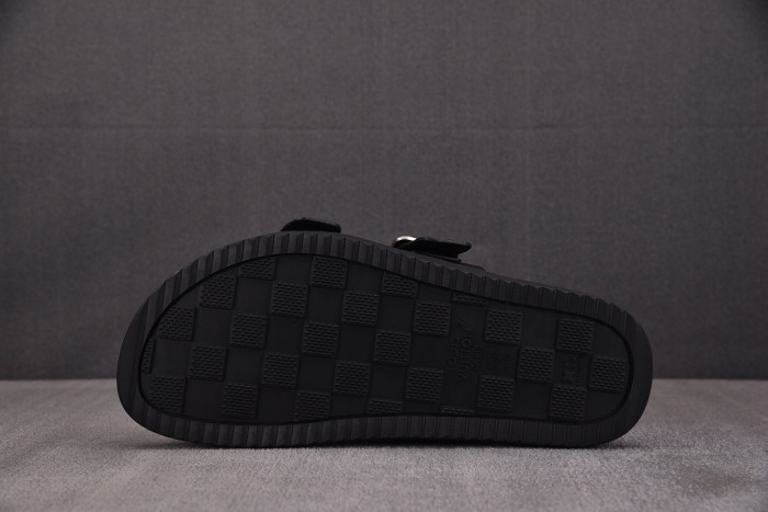 L0VT SANDAL