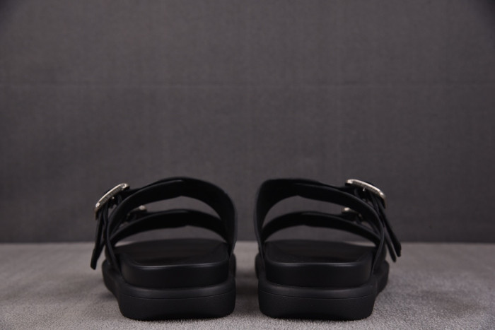 L0VT SANDAL