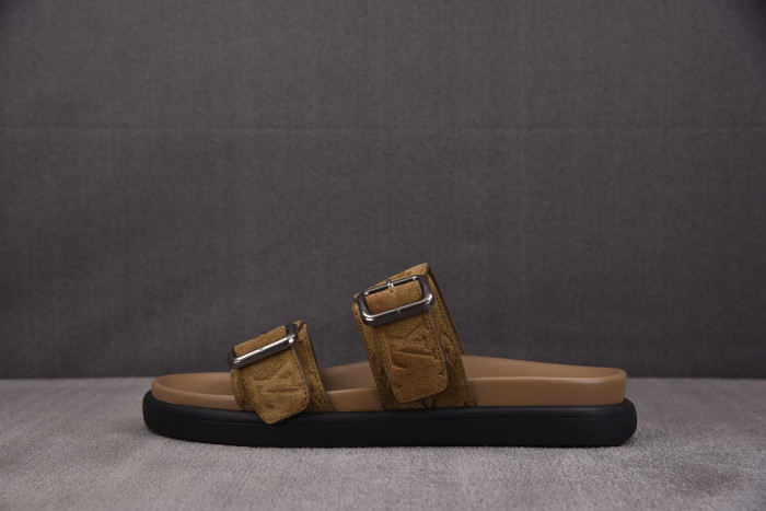 L0VT SANDAL