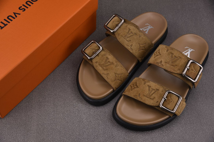 L0VT SANDAL