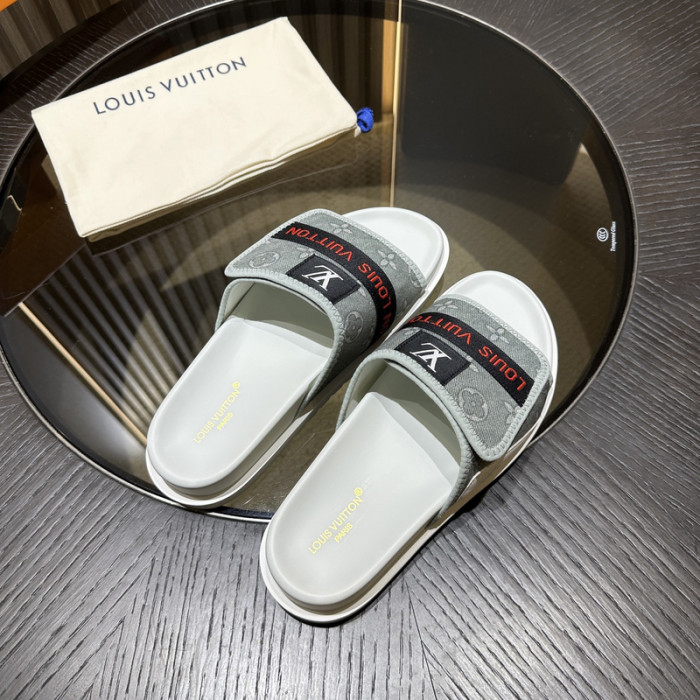 L0VT SANDAL