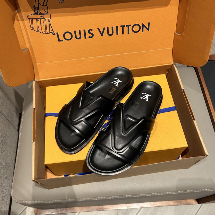L0VT SANDAL