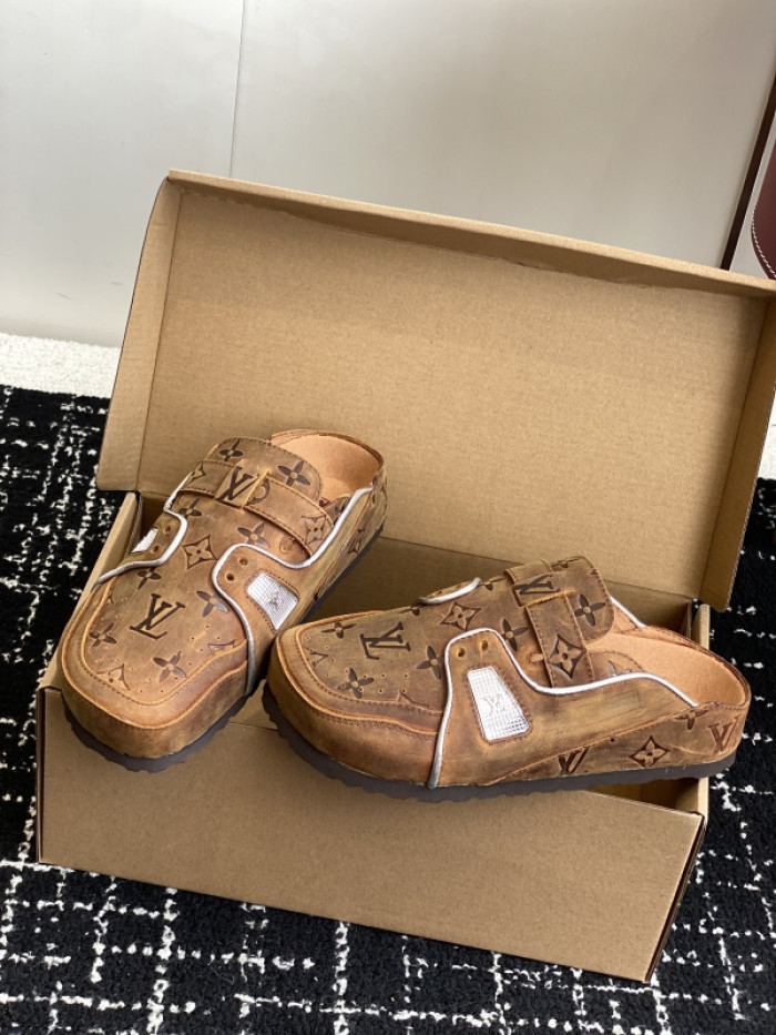 L0VT SANDAL