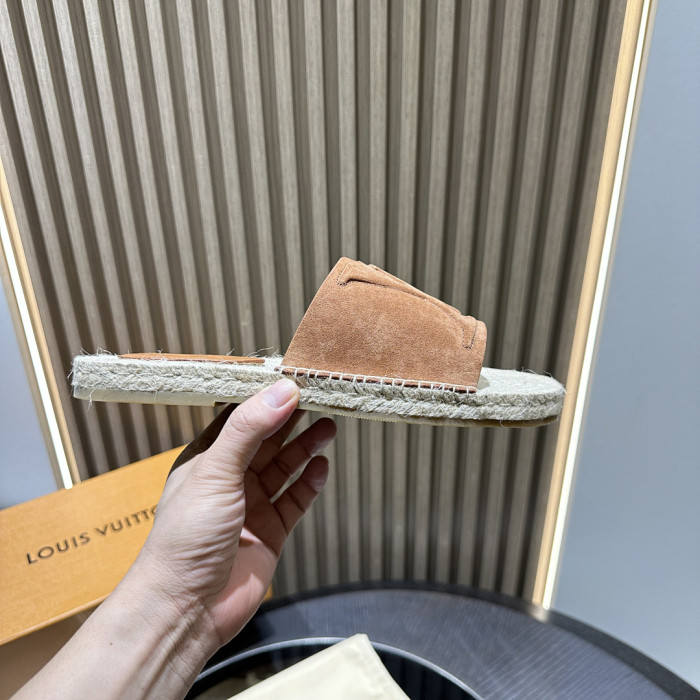 L0VT SANDAL